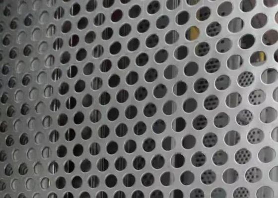 Low Carbon Steel Perforated Metal Mesh Punching 10mm Perforated Mesh Screen