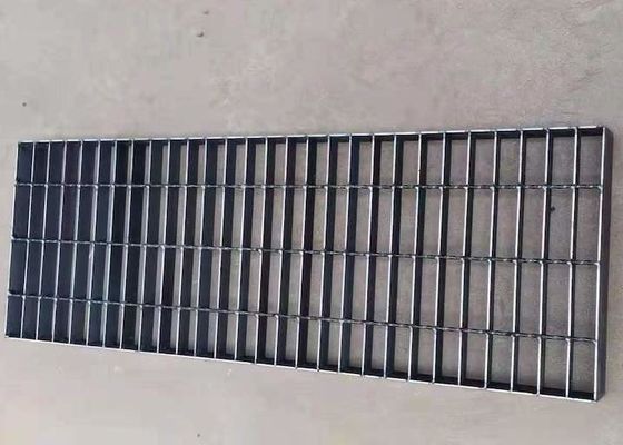 Anti Skid Vertical Steel Walkway Mesh 40mm Electro Toothed Galvanised Steel Grating